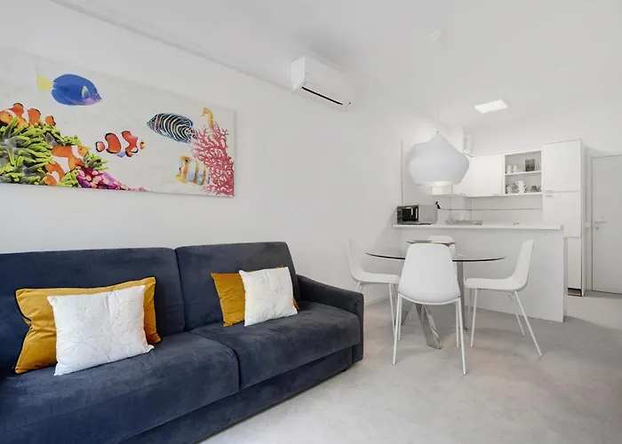 Oasis 38 Pool E Balcony I Immobilux *