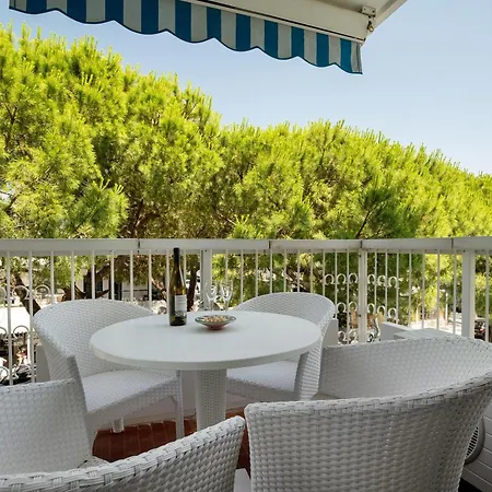Appartamento Oasis 38 Pool E Balcony I Immobilux Lido di Jesolo