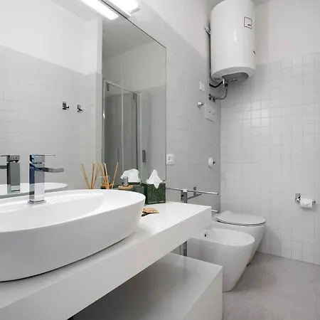 Oasis 38 Pool E Balcony I Immobilux Lido di Jesolo